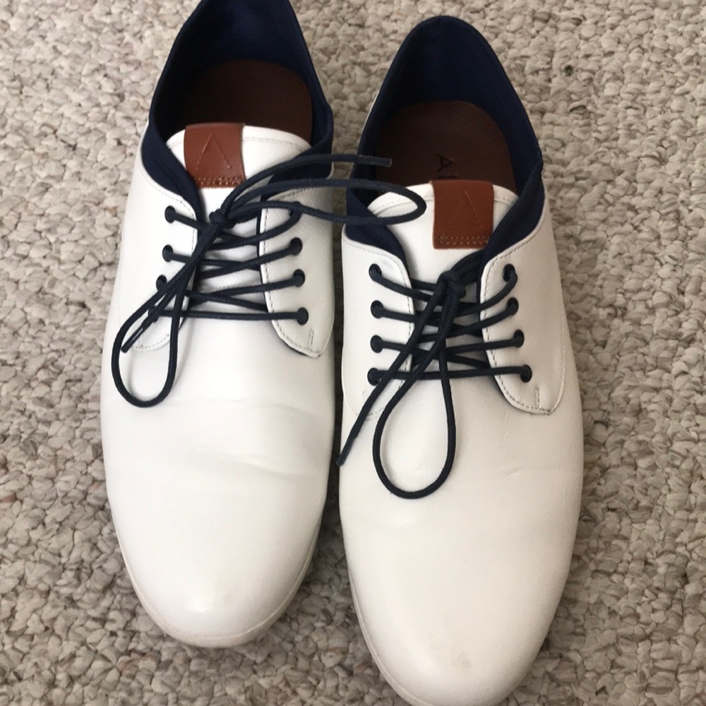 Size 9 Men’s Aldo Shoes